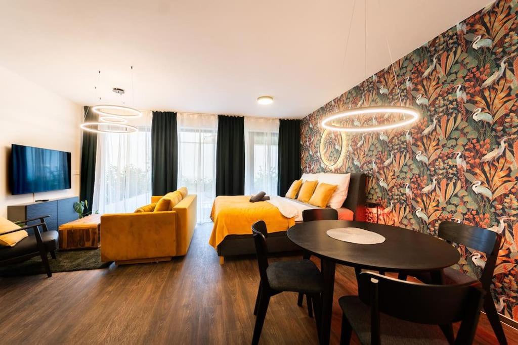 Gold Garden Terrace Apartment Brno Exterior foto