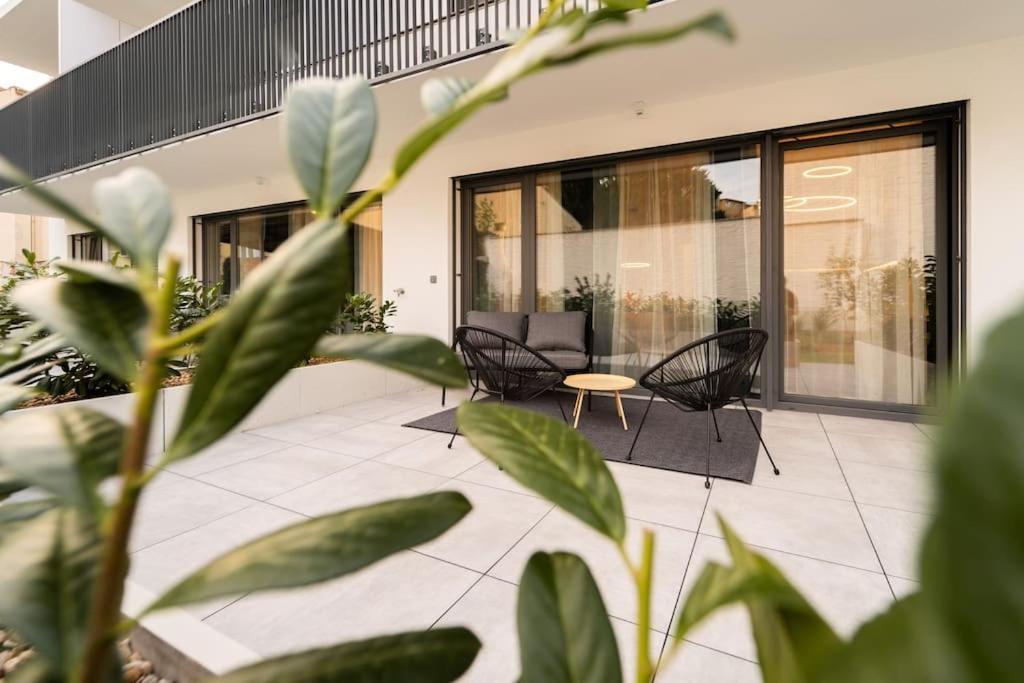 Gold Garden Terrace Apartment Brno Exterior foto